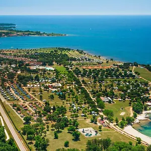 Ferienpark Happy Camp Mobile Homes In Park Umag